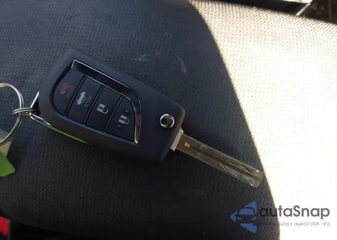 2021 Toyota Corolla Le z USA, uszkodzony, nr VIN JTDEPMAEXMJ130970